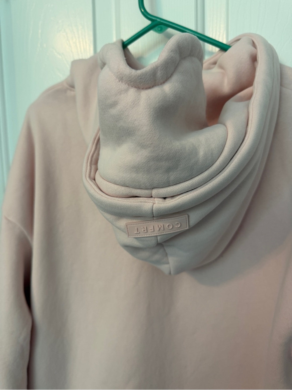 Comfrt airplane mode hoodie and sweatpants set in color pixie - Picture 3 of 8